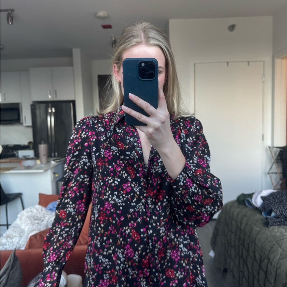 Ann Taylor Floral Long Sleeve Blouse